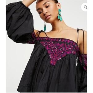 Free People Womens Medium Black Purple Vacay Vibin’ Embroidered Shoulder Top